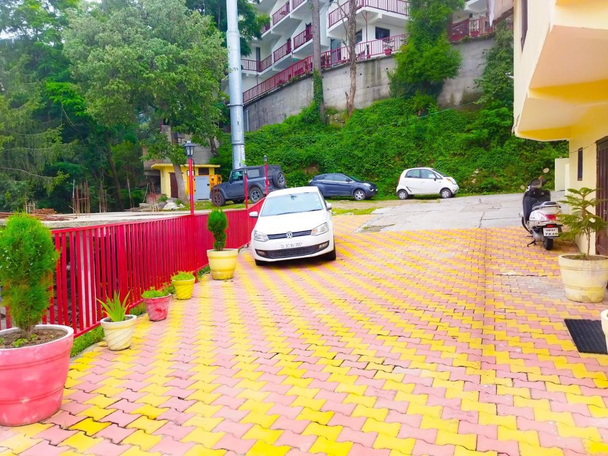 Hotel Himdhara, Dalhousie Eksteriør bilde